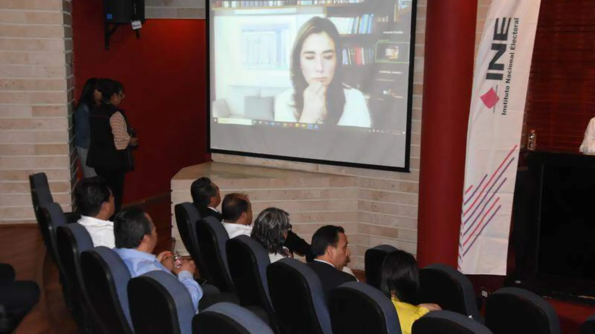 conferencia ine violencia simbólica 1